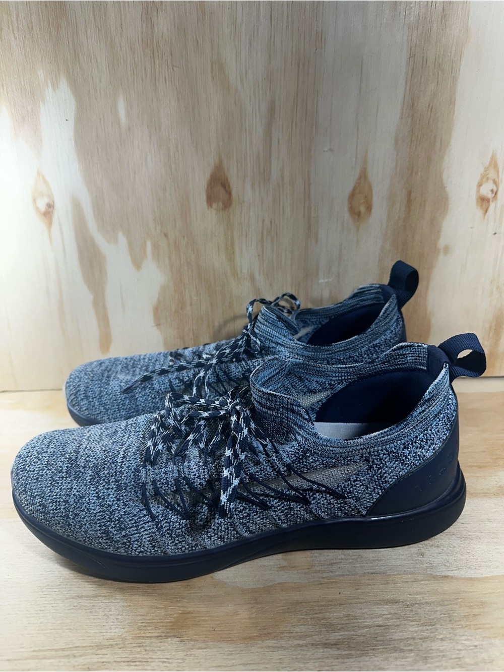 Traq by Alegria Synq Walking Sneakers Women’s Size 9.5